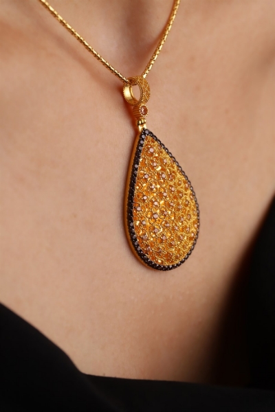 22 Ayar Yadigar Altın Kolye Ucu için detayları göster 22 Ayar Yadigar Altın Kolye Ucu resmi