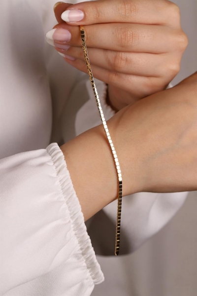 14 Ayar Altın Taşsız Suyolu Bileklik için detayları göster 14 Ayar Altın Taşsız Suyolu Bileklik resmi