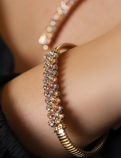 14 Ayar Altın Dorikalı Tasarım Bileklik için detayları göster 14 Ayar Altın Dorikalı Tasarım Bileklik resmi