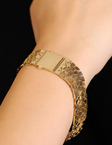 14 Ayar Altın Yıldız Ezme Bileklik için detayları göster 14 Ayar Altın Yıldız Ezme Bileklik resmi