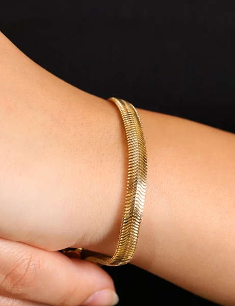 14 Ayar Altın Balık Sırtı Bileklik için detayları göster 14 Ayar Altın Balık Sırtı Bileklik resmi