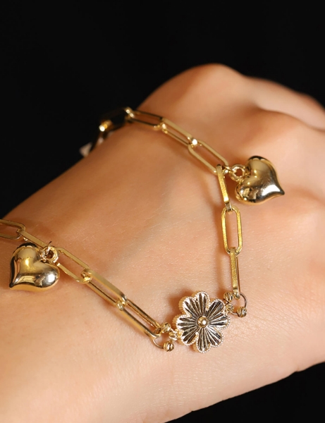 14 Ayar Altın Kalp sallantılı Yonca Bileklik için detayları göster 14 Ayar Altın Kalp sallantılı Yonca Bileklik resmi