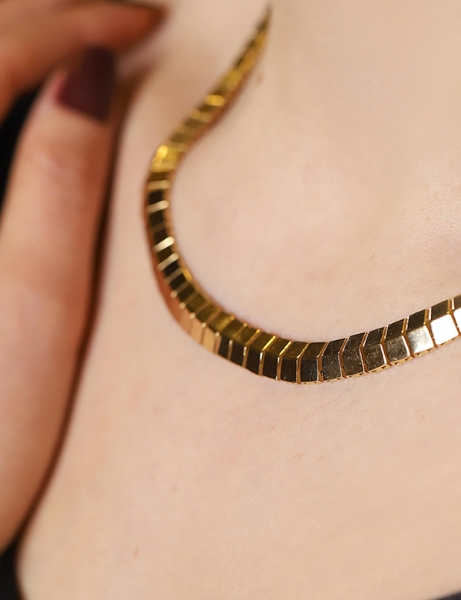 14 Ayar Altın Aynalı Piramit Kolye için detayları göster 14 Ayar Altın Aynalı Piramit Kolye resmi