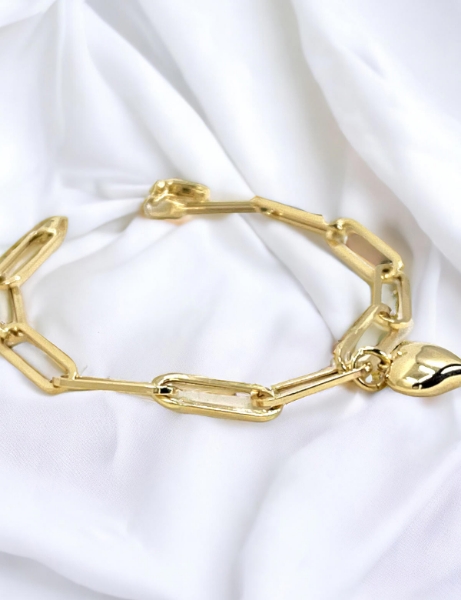 14 Ayar Altın Kalpli Sallantılı Ataç Bileklik için detayları göster 14 Ayar Altın Kalpli Sallantılı Ataç Bileklik resmi