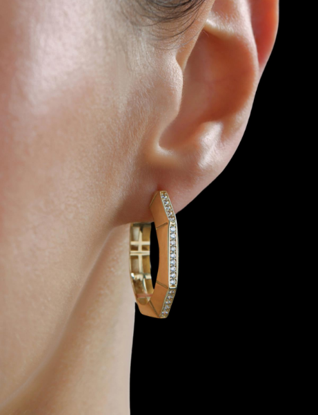 14 Ayar Altın Tasarım Küpe için detayları göster 14 Ayar Altın Tasarım Küpe resmi