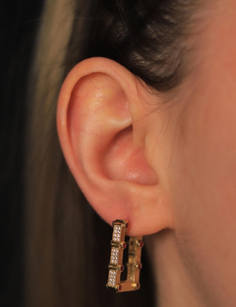 14 Ayar Altın Pembe Taşlı Altın Küpe için detayları göster 14 Ayar Altın Pembe Taşlı Altın Küpe resmi