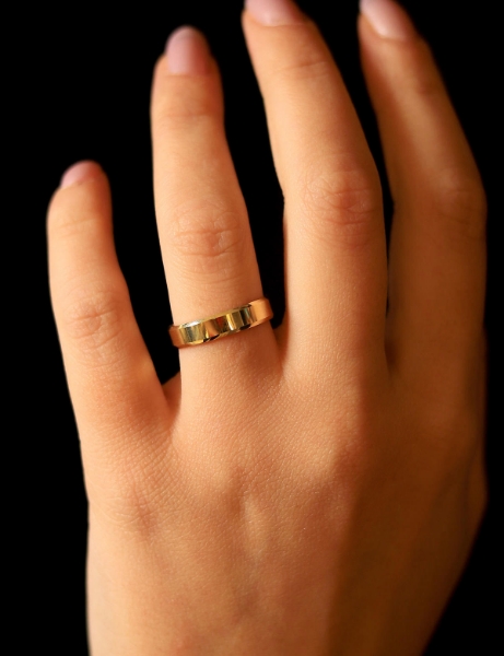 14 Ayar Altın 4 mm Kibrit Çöpü Alyans için detayları göster 14 Ayar Altın 4 mm Kibrit Çöpü Alyans resmi