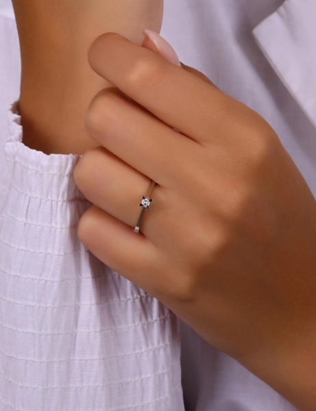 0,12 Ct Badem Tektaş Pırlanta   için detayları göster 0,12 Ct Badem Tektaş Pırlanta   resmi