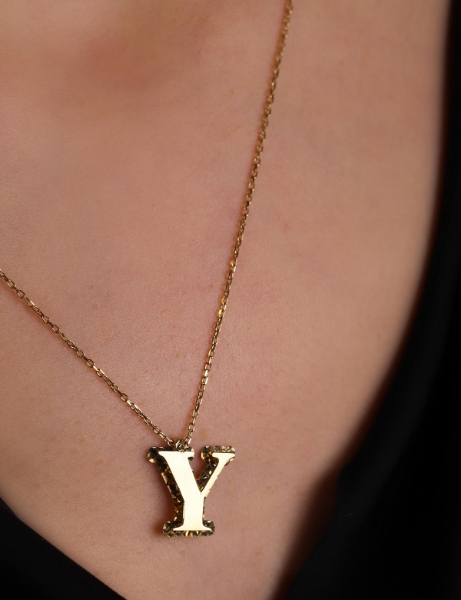 14 Ayar Altın Tasarım Harf Kolye için detayları göster 14 Ayar Altın Tasarım Harf Kolye resmi