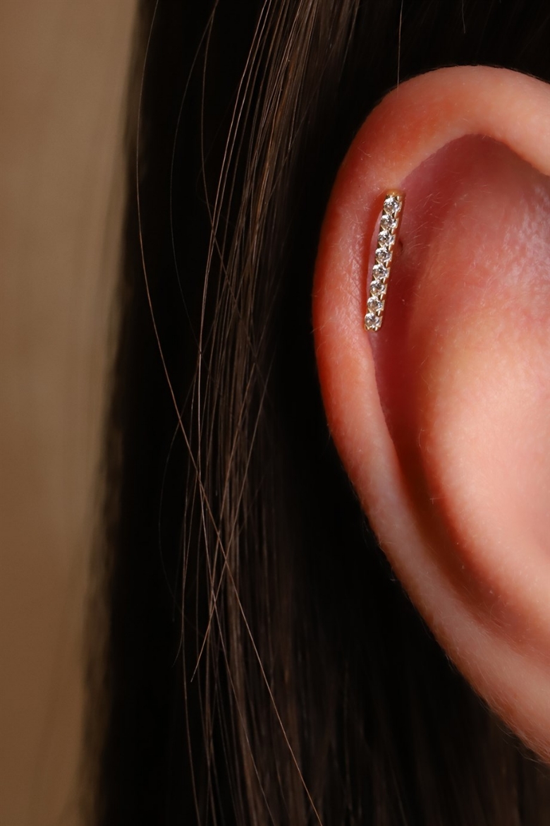 14 Ayar Altın Taşlı Tragus Küpe resmi