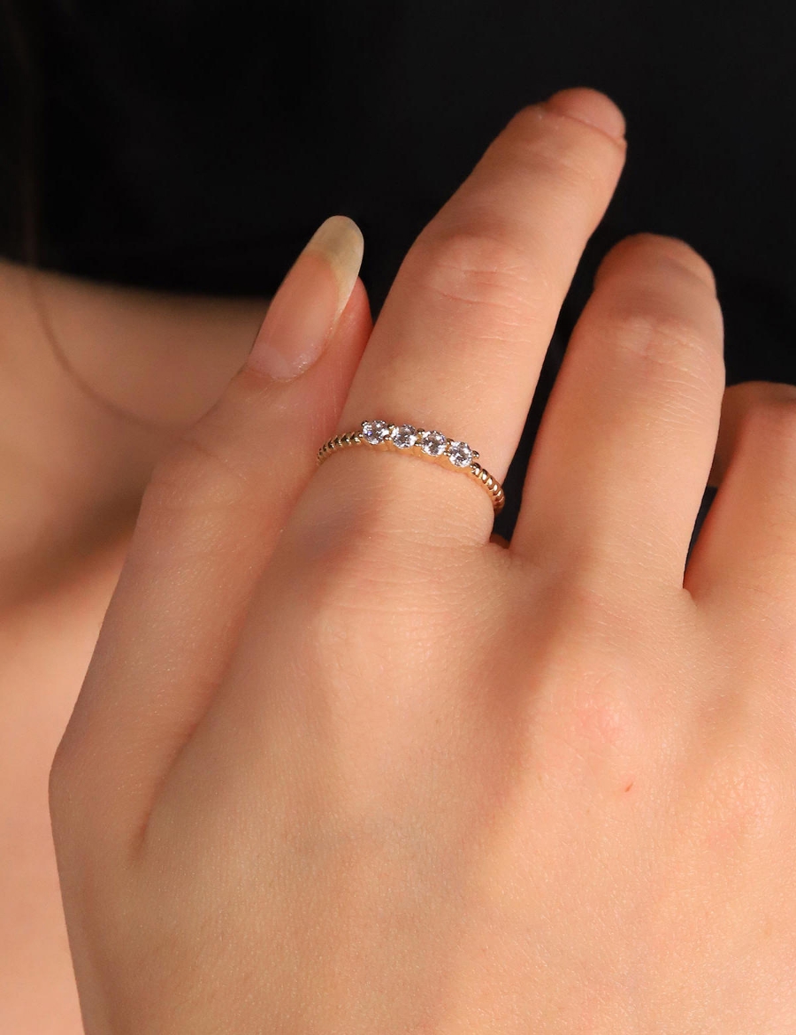 14 Ayar Altın Toplu Taş Yüzük resmi