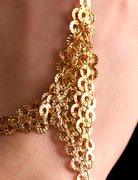 22 Ayar Altın Eldiven Şahmeran için detayları göster 22 Ayar Altın Eldiven Şahmeran resmi