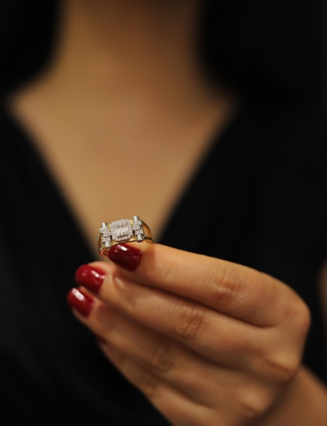 14 Ayar Altın Fantezi Baget Yüzük için detayları göster 14 Ayar Altın Fantezi Baget Yüzük resmi