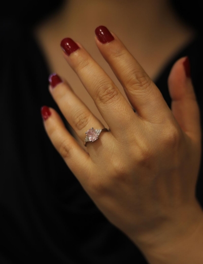 14 Ayar Altın Ice Crush Serisinden Pembe Baget Yüzük resmi