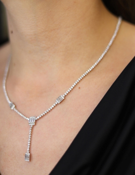 14 Ayar Altın Baget Beyaz Suyolu Kolye için detayları göster 14 Ayar Altın Baget Beyaz Suyolu Kolye resmi