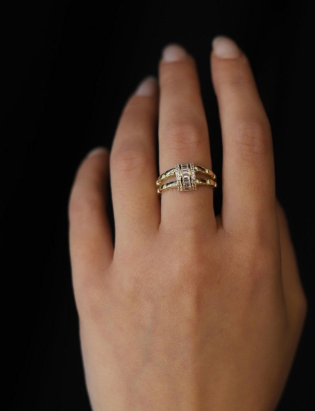 14 Ayar Altın Baget Tasarım İtalyan Yüzük için detayları göster 14 Ayar Altın Baget Tasarım İtalyan Yüzük resmi