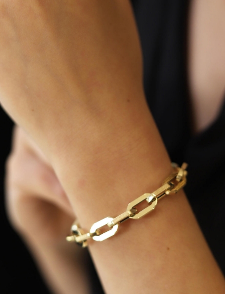 14 Ayar Altın Kumlu Ataç Bileklik için detayları göster 14 Ayar Altın Kumlu Ataç Bileklik resmi