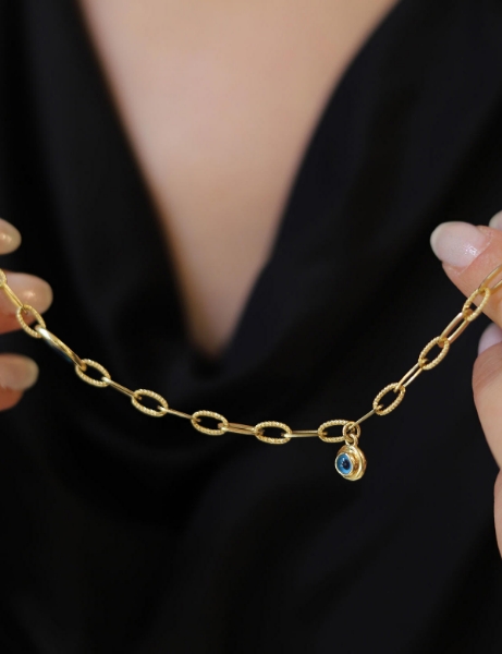 14 Ayar Altın Nazar Sallantılı Bileklik için detayları göster 14 Ayar Altın Nazar Sallantılı Bileklik resmi