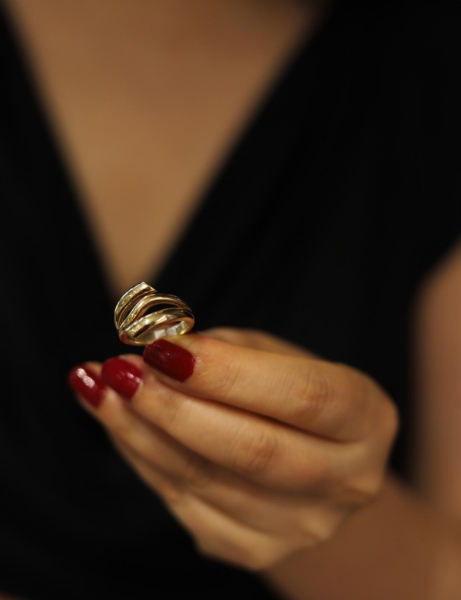 14 Ayar Altın Altın Akış Yüzük için detayları göster 14 Ayar Altın Altın Akış Yüzük resmi