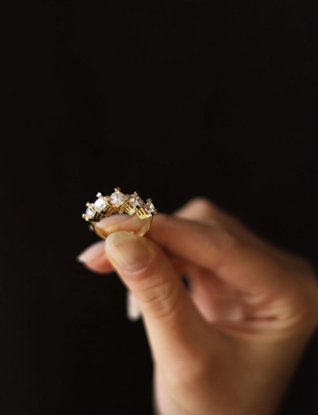 14 Ayar Altın Prenses Kesim Beştaş Yüzük için detayları göster 14 Ayar Altın Prenses Kesim Beştaş Yüzük resmi