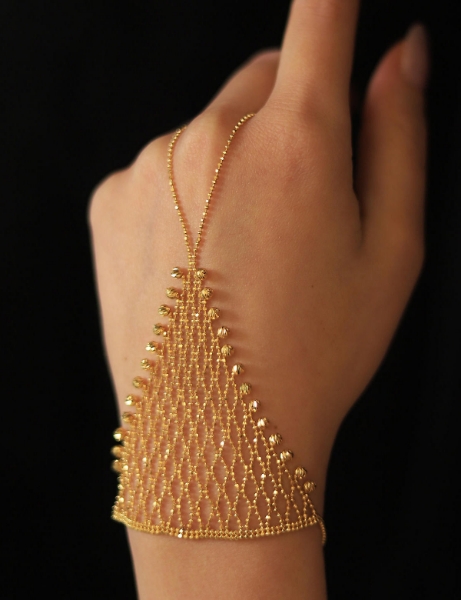 22 Ayar Altın Dorika İşlemeli Eldiven Şahmeran için detayları göster 22 Ayar Altın Dorika İşlemeli Eldiven Şahmeran resmi