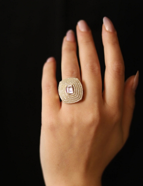 14 Ayar Altın 5 Sıra Baget Yüzük için detayları göster 14 Ayar Altın 5 Sıra Baget Yüzük resmi