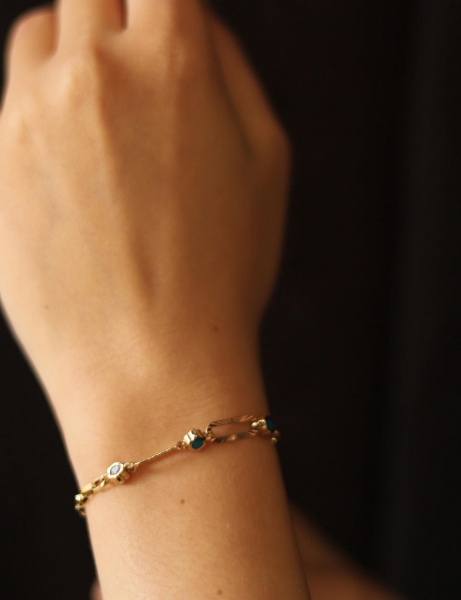 14 Ayar Altın Kalemli Taşlı Mİneli Ataç Bileklik için detayları göster 14 Ayar Altın Kalemli Taşlı Mİneli Ataç Bileklik resmi