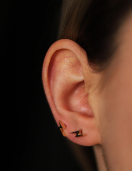 14 Ayar Altın Şimşek Küpe için detayları göster 14 Ayar Altın Şimşek Küpe resmi