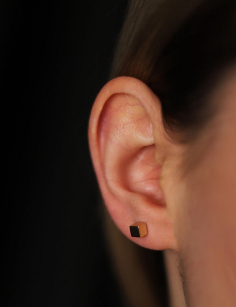 14 Ayar Altın Küp Küpe için detayları göster 14 Ayar Altın Küp Küpe resmi