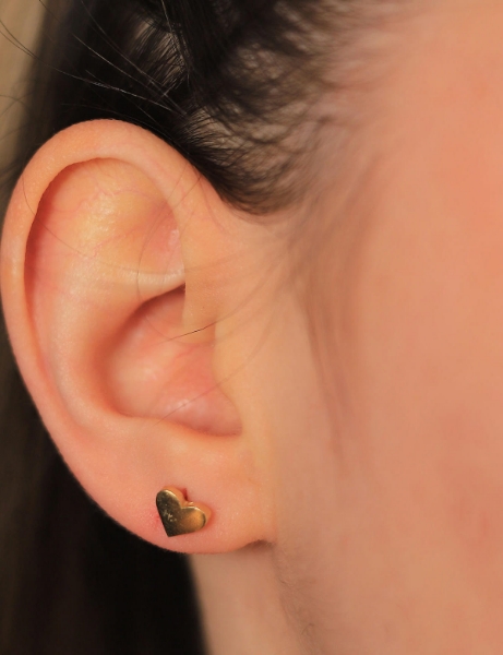 14 Ayar Altın Minimal Kalp Küpe için detayları göster 14 Ayar Altın Minimal Kalp Küpe resmi