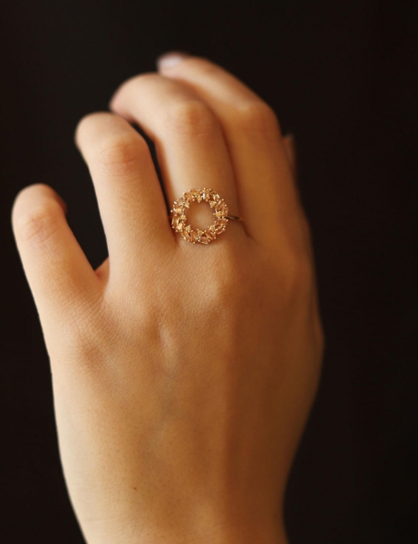 14 Ayar Altın Pembe Taşlı Yuvarlak Yüzük için detayları göster 14 Ayar Altın Pembe Taşlı Yuvarlak Yüzük resmi