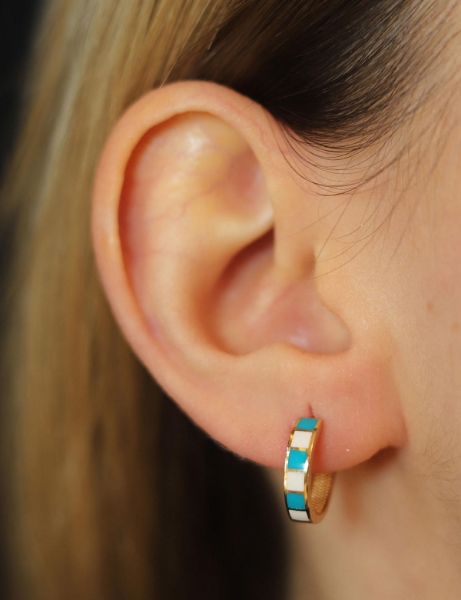 14 Ayar Altın Yaz Işıltılı Küpe için detayları göster 14 Ayar Altın Yaz Işıltılı Küpe resmi