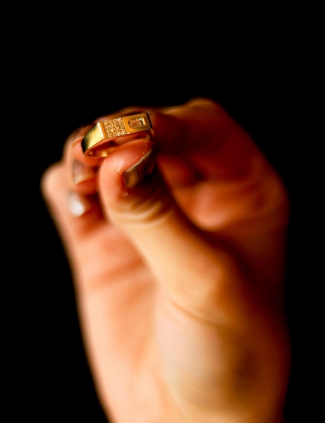 14 Ayar Altın Serenay Tasarım Yüzük için detayları göster 14 Ayar Altın Serenay Tasarım Yüzük resmi