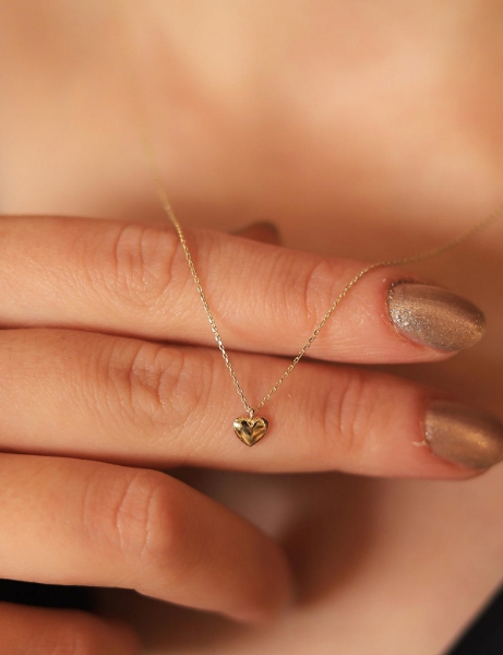 14 Ayar Altın Minik Kalp Kolye için detayları göster 14 Ayar Altın Minik Kalp Kolye resmi