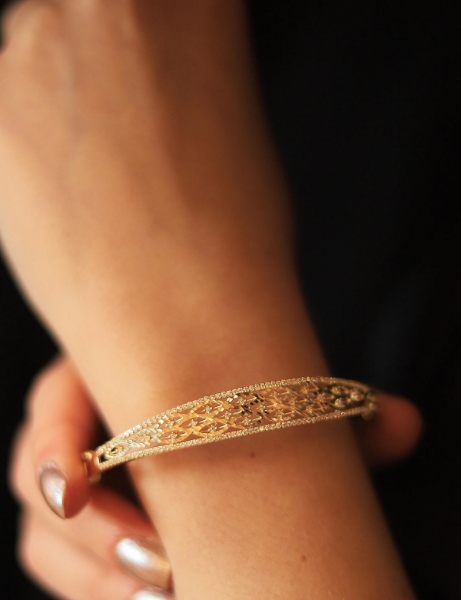 14 Ayar Altın Dilimli Telkari Kelepçe için detayları göster 14 Ayar Altın Dilimli Telkari Kelepçe resmi