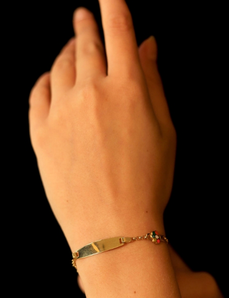 14 Ayar Altın Rengarenk Bebek Künye için detayları göster 14 Ayar Altın Rengarenk Bebek Künye resmi