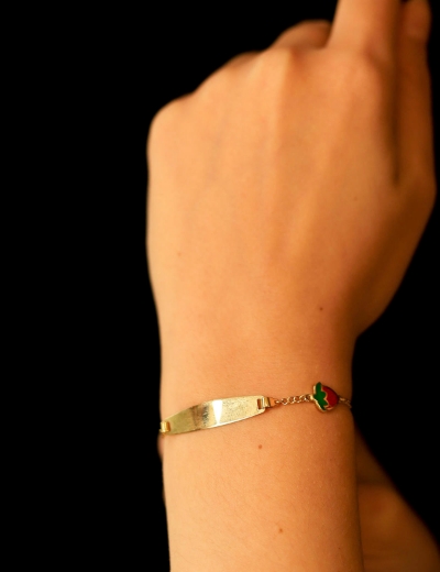 14 Ayar Altın Çilek Desenli Bebek Künye resmi