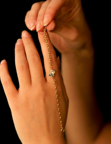 14 Ayar Altın Tavşanlı Bebek Künye için detayları göster 14 Ayar Altın Tavşanlı Bebek Künye resmi