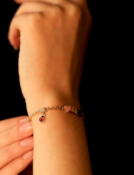 14 Ayar Altın Sallantı Bebek Künye için detayları göster 14 Ayar Altın Sallantı Bebek Künye resmi