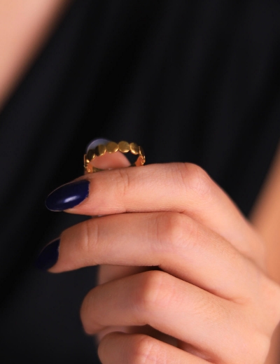 22 Ayar Altın Sıralı Yuvarlak Yüzük resmi