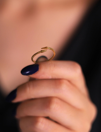 22 Ayar Altın Çivili Mat Yüzük resmi