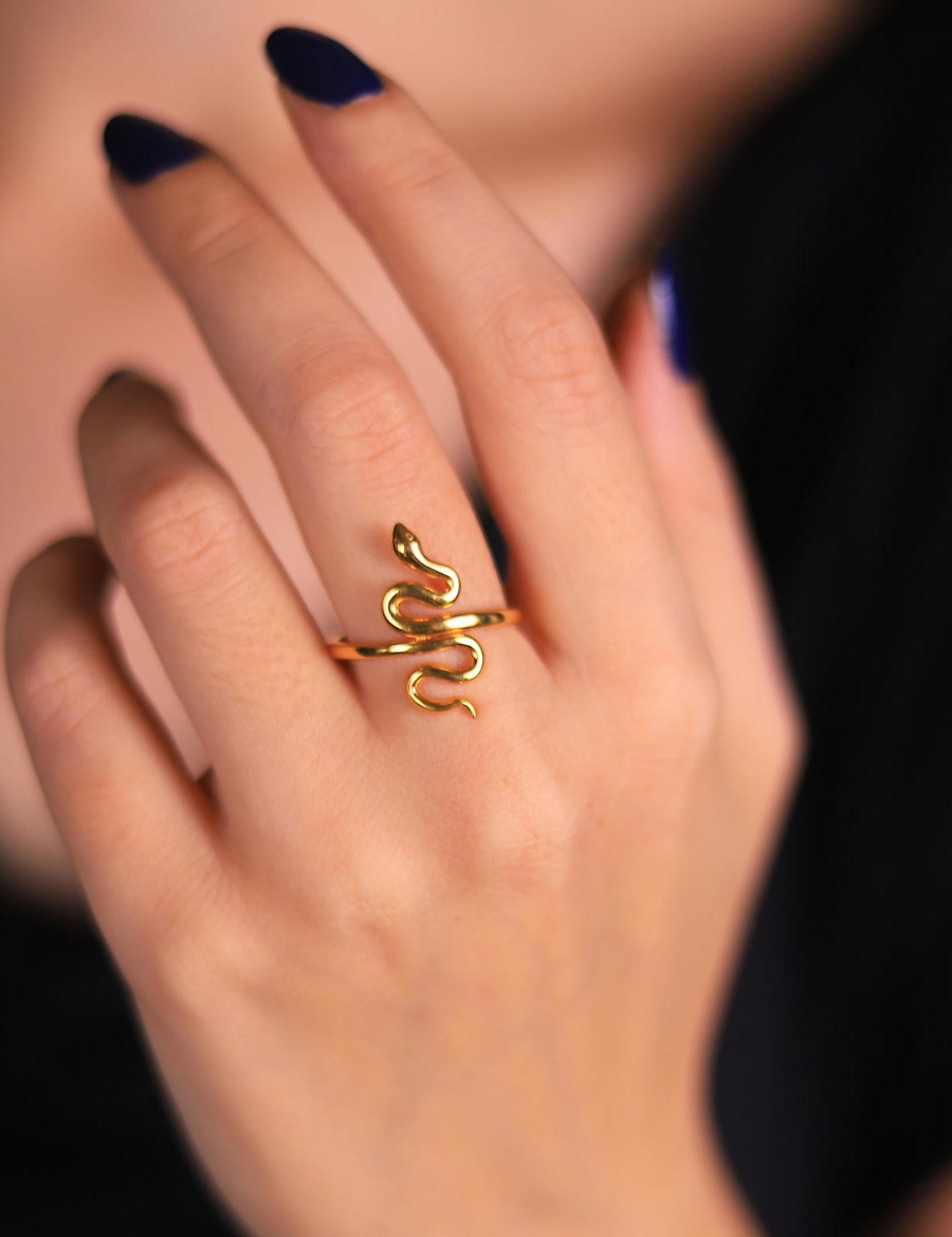 22 Ayar Altın Yılanlı Yüzük resmi