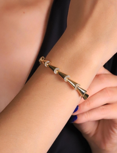 14 Ayar Altın Sıralı Kalkan Desenli Bileklik resmi