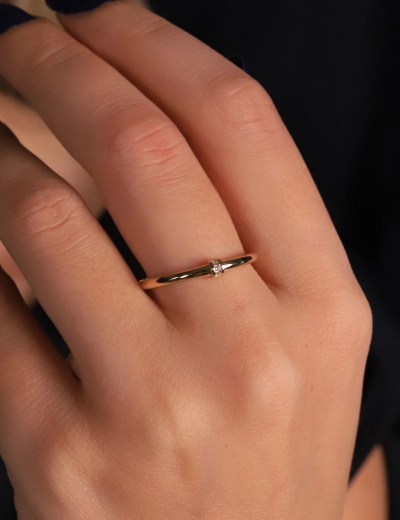 14 Ayar Altın Minimal Serenay Yüzük resmi