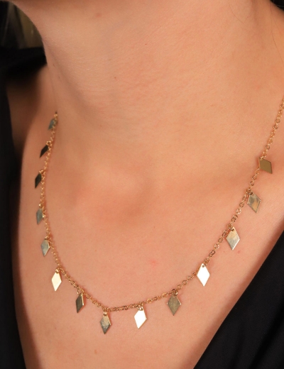 14 Ayar Altın Piramit Sallantılı Kolye resmi