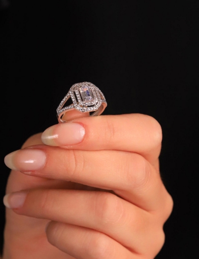 14 Ayar Altın Beyaz Baget Yüzük resmi