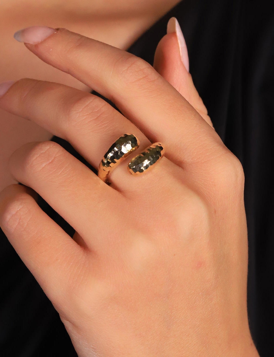 14 Ayar Altın Kristal Damla Yüzük resmi