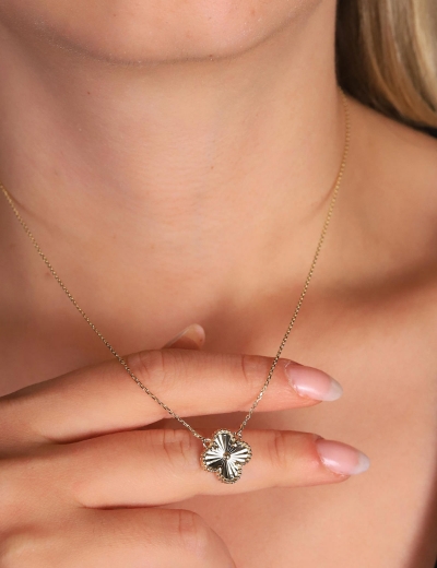 14 Ayar Altın İtalyan Yonca Kolye resmi