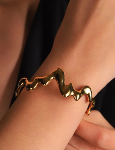 22 Ayar Altın Ritim Tasarım Kelepçe resmi