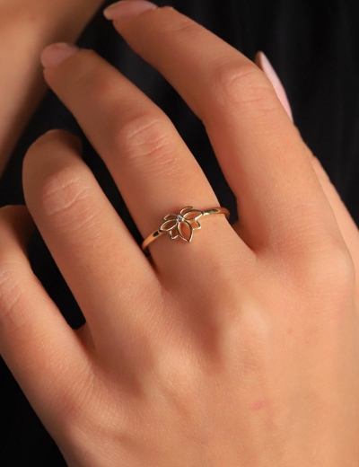 14 Ayar Altın Taşlı Lotus Yüzük resmi